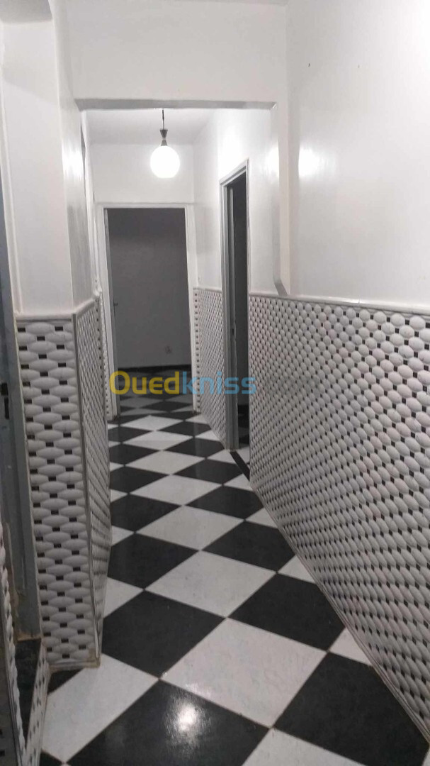 Location Appartement F3 Blida Blida