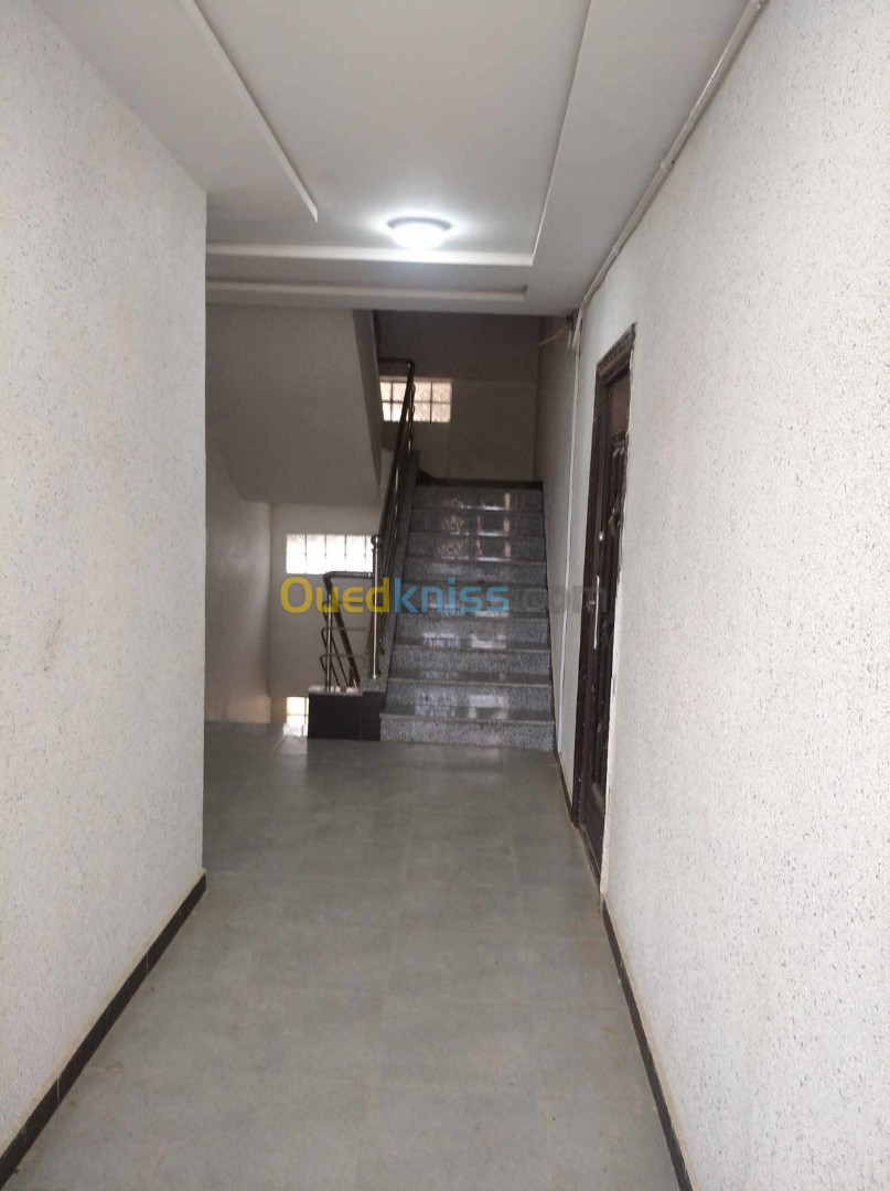 Vente Appartement F4 Alger Rais hamidou