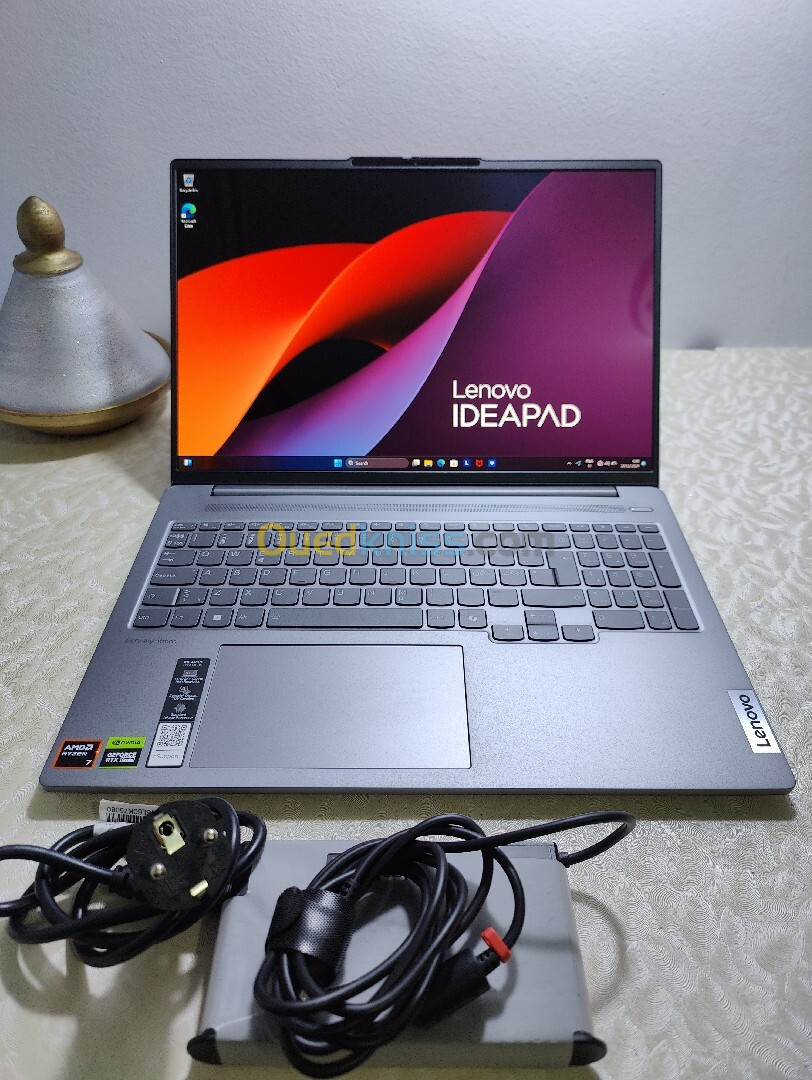 Lenovo IdeaPad 5 Pro R7-8845HS TRX 4050 16GB DDR5 1TB 