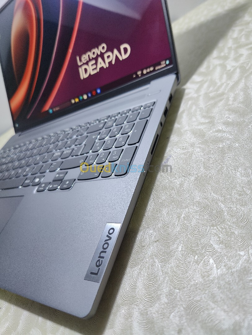 Lenovo IdeaPad 5 Pro R7-8845HS TRX 4050 16GB DDR5 1TB 