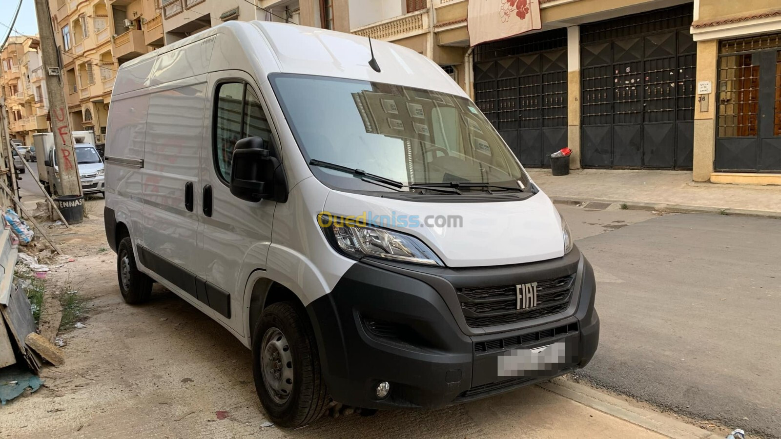 Fiat Ducato 2024 L2H2 Deux panneaux