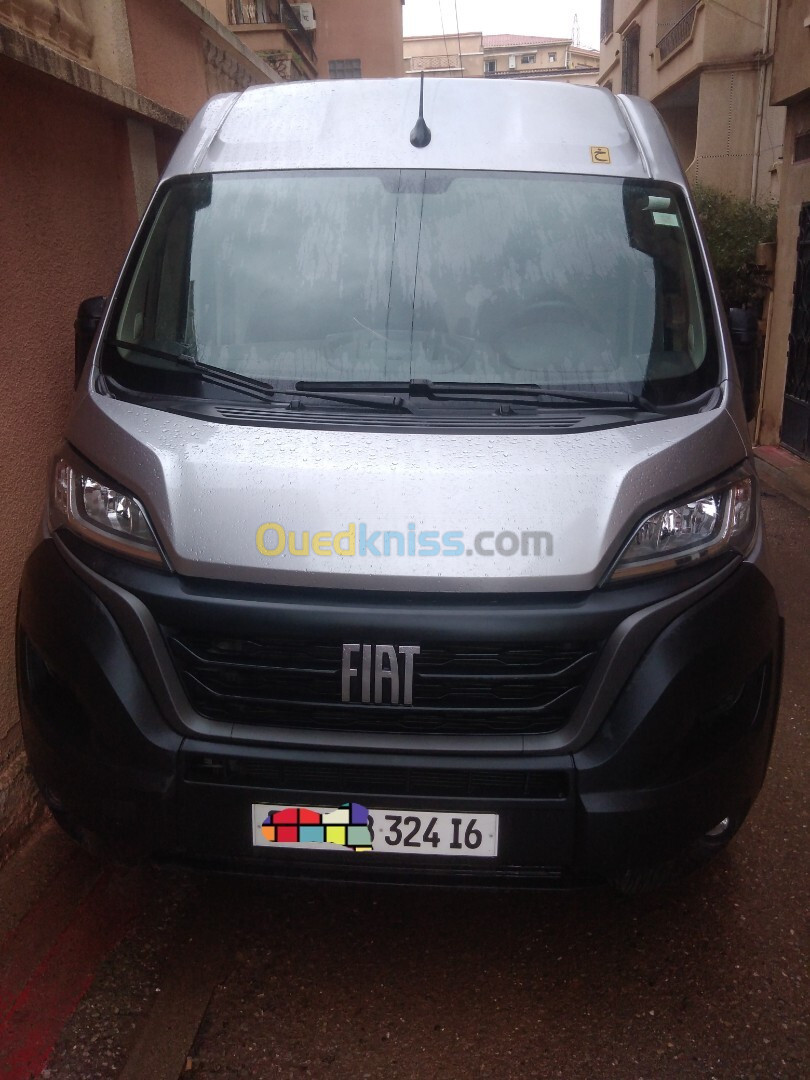 Fiat Ducato 2024 L2H2 deux panneaux