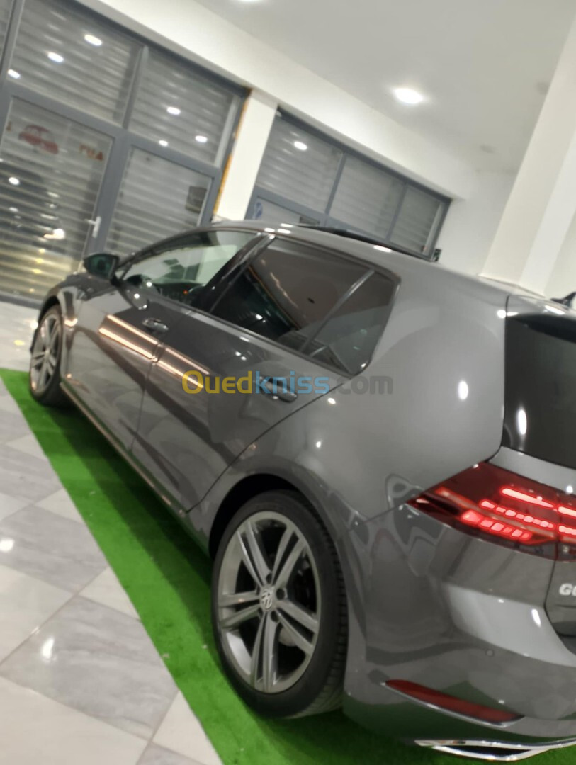 Volkswagen Golf 7 2018 Carat