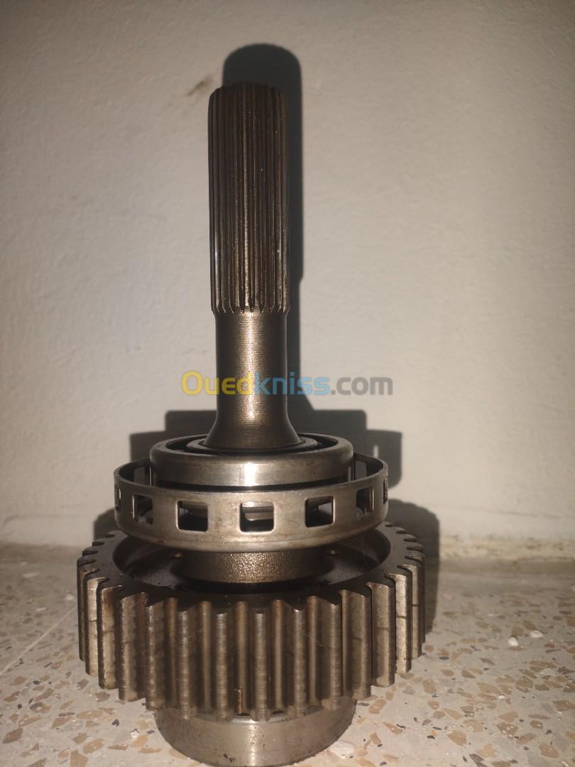 Pinion de boîte de transfert 4*4 Pajero 