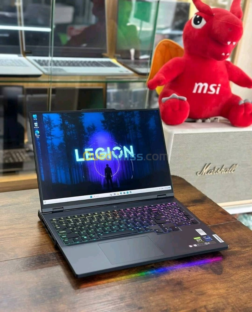 LENOVO LEGION 7 SLIM i9 14900HX /32 gb DDR5/1024 gb ssd/RTX 4070 08GB /16 POUCE QUHD 2.5K 240HZ  