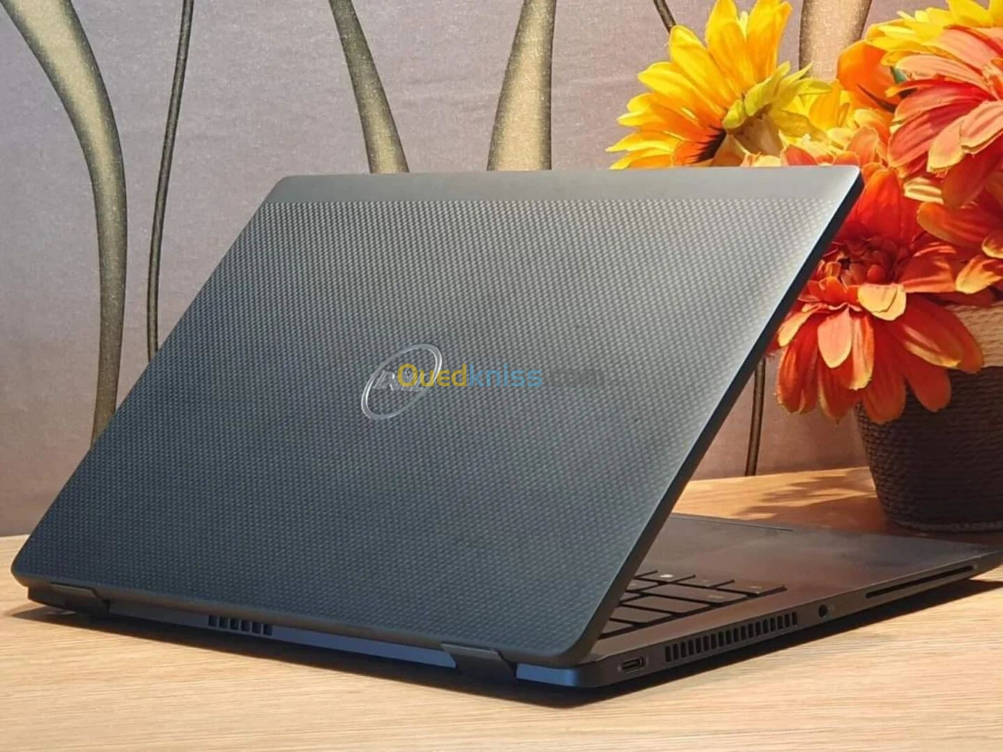 DELL LATITUDE 7420/ i7 -1185G7  /ram16 ddr4/disk 256gb ssd /carte graphique intel iris/14pouce fhd 