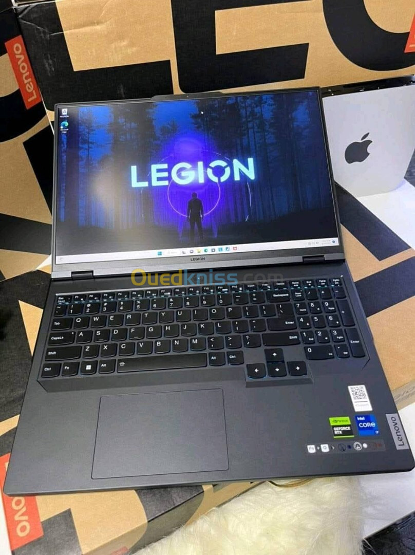 LENOVO LEGION 5 SLIM/I7-13700H 5.5ghz/16 gb ddr5/512 SSD/ NVIDIA RTX 4060 8GB/16.1  pouce 2k 165HZ  