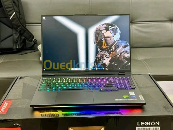 LENOVO LEGION 7 SLIM i9 14900HX /32 gb DDR5/1024 gb ssd/RTX 4070 08GB /16 POUCE QUHD 2.5K 240HZ  