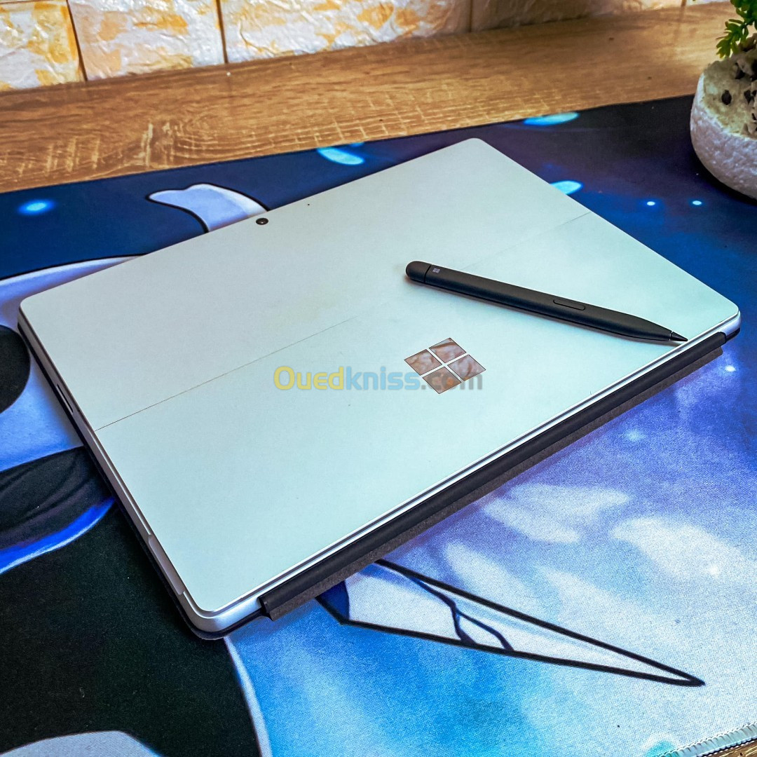 SURFACE PRO 9 2023 /INTELI7-1255U /RAM 16GB DDR5 /disk 512 gb ssd/13.3 pouce  3k  TACTILE/avec stylo