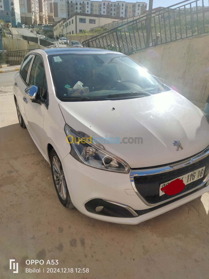 Peugeot 208 2016 Allure