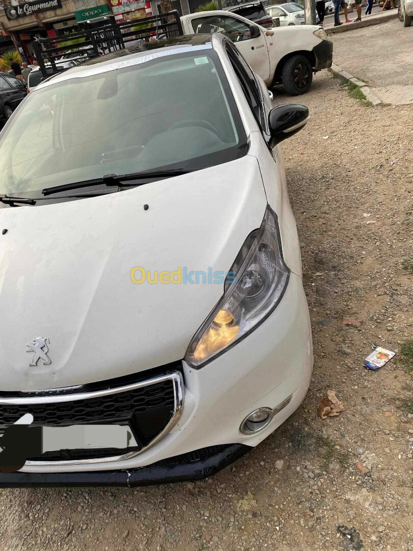 Peugeot 208 2013 Allure