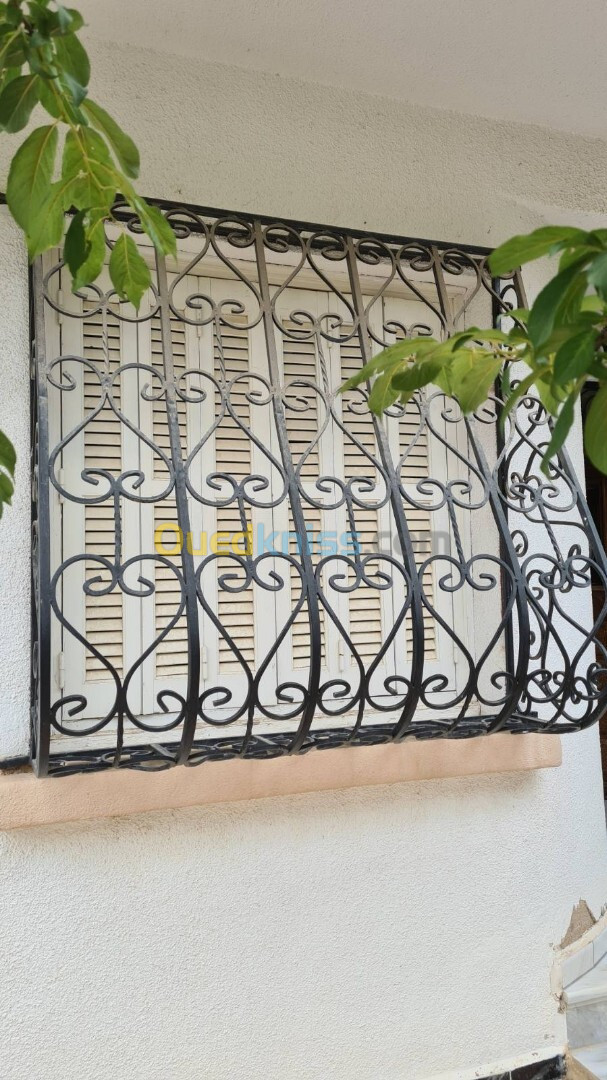 Barodage fenetres et porte balcon fer plein .نوافذ باروداج وأبواب شرفات حديدية صلبة