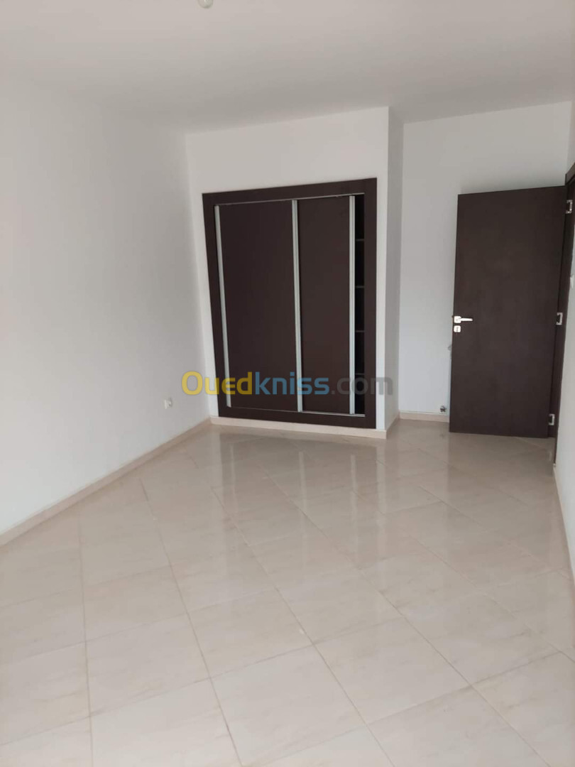 Vente Appartement F4 Oran Bir el djir