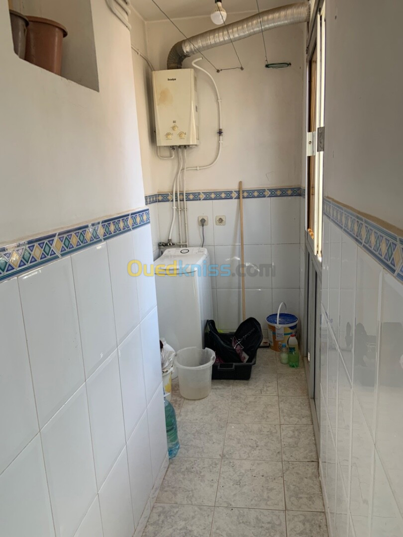 Location Appartement F3 Alger Said hamdine