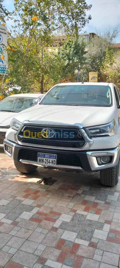 Toyota Hilux 2023 Revo