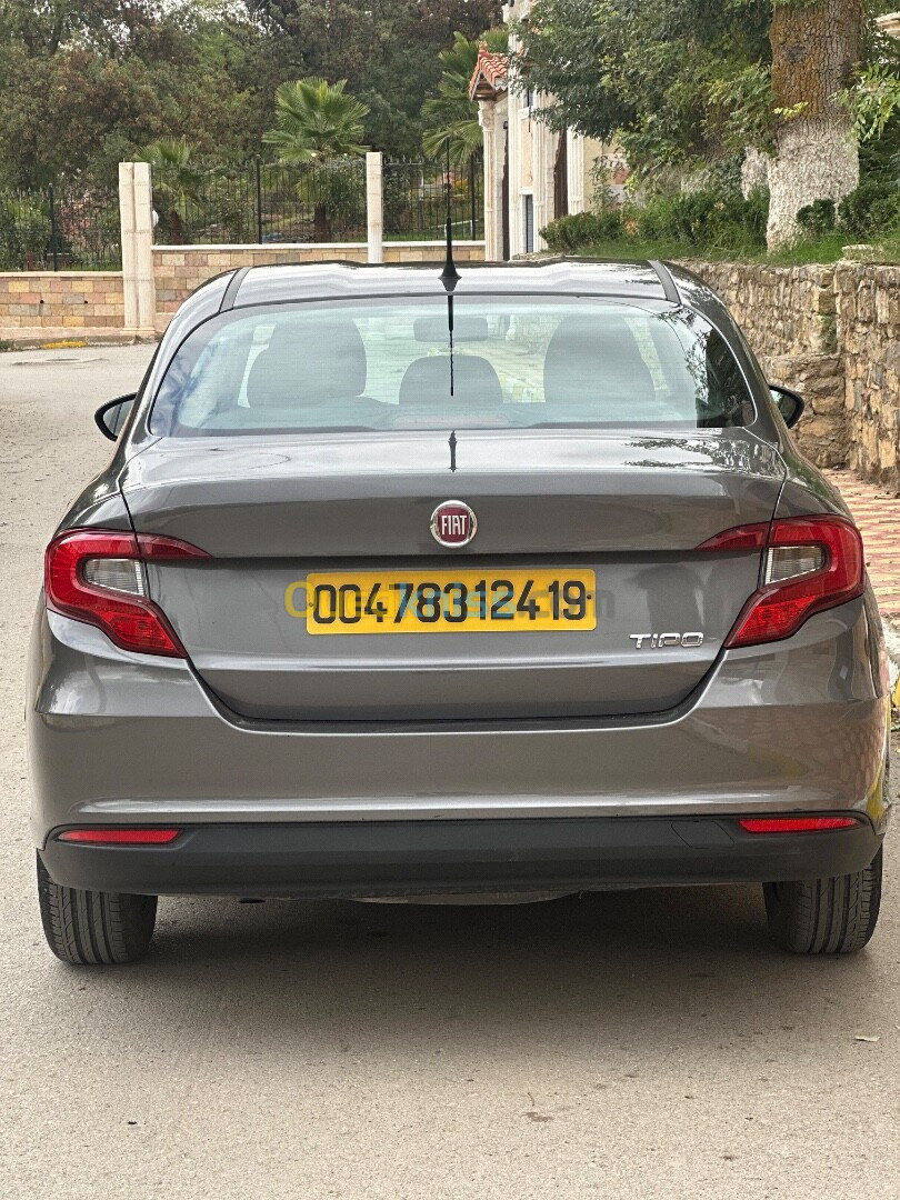 Fiat Tipo 2024 City