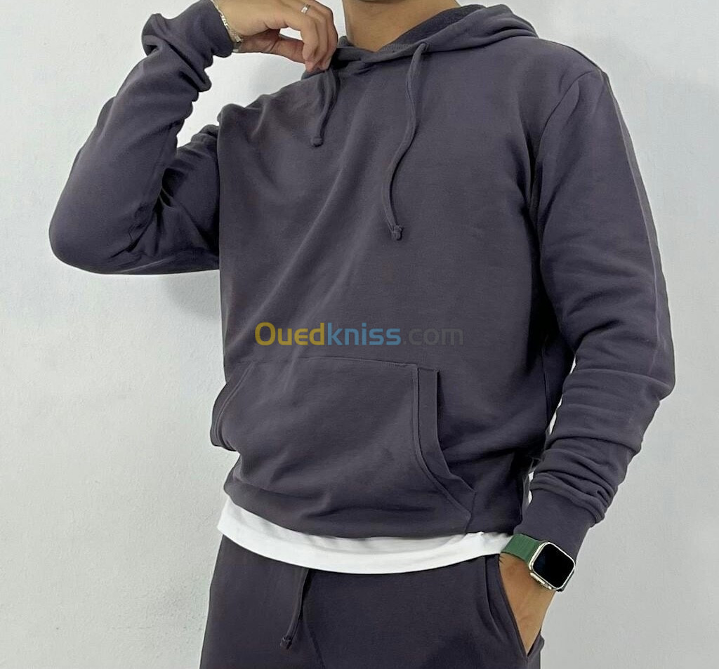 Hoodie sweet Demi saison regular   Taille S  M L XL. Livraison disponible 