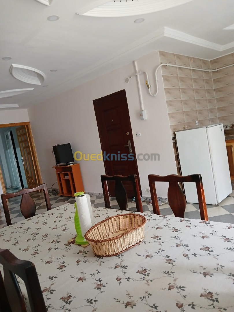 Location vacances Appartement F3 Tizi Ouzou Tigzirt