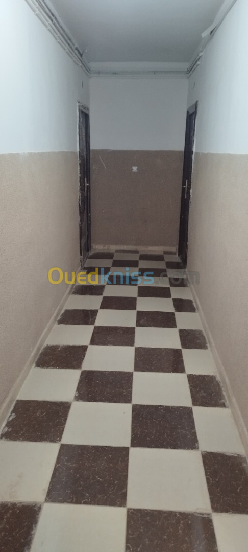 Vente Appartement F4 Relizane Oued rhiou