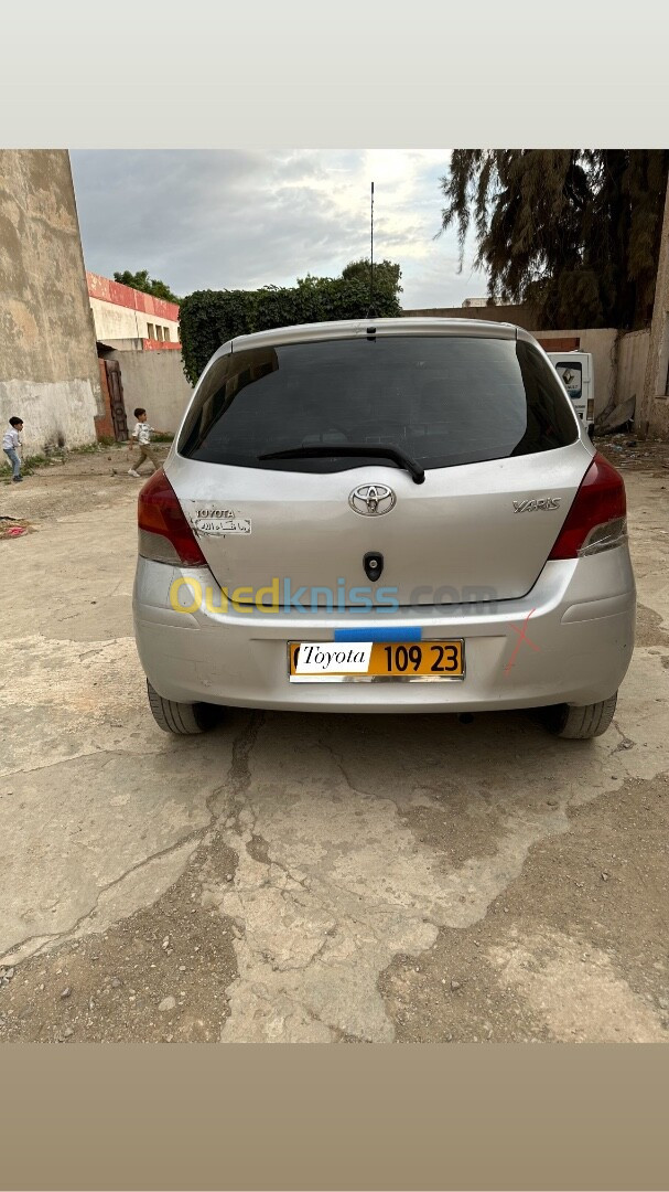 Toyota Yaris 2009 Samo 140