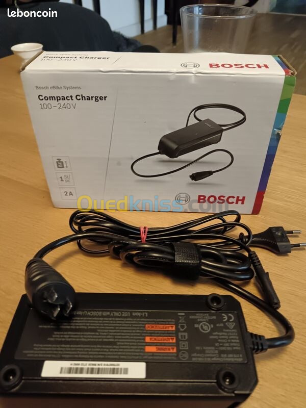 Chargeur bosch original 2A 