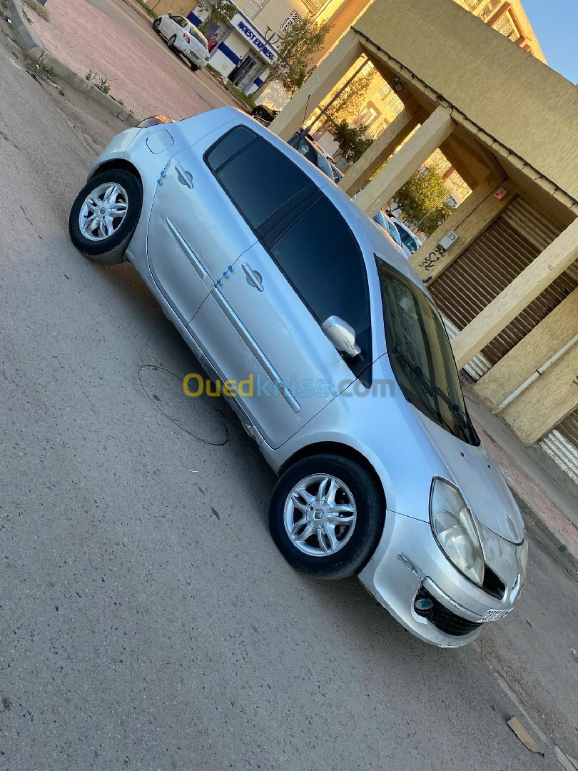 Renault Clio 3 2009 Authentique