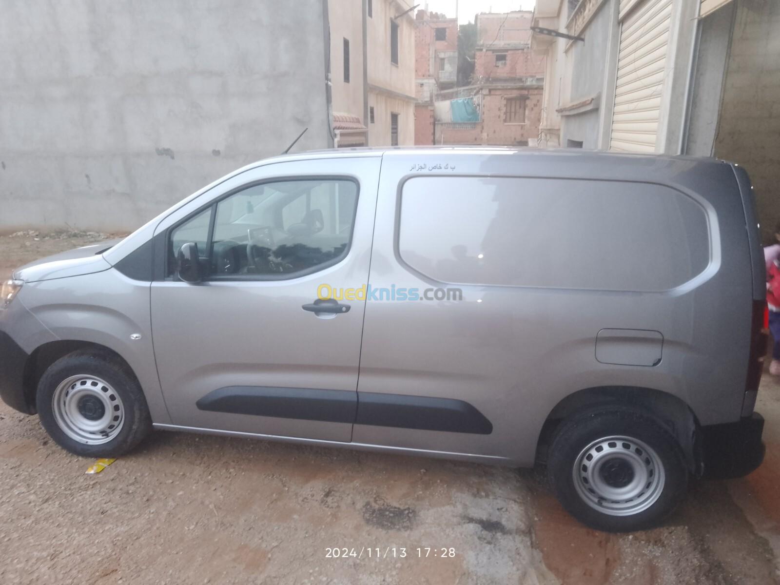 Fiat Doblo 2024 Italy