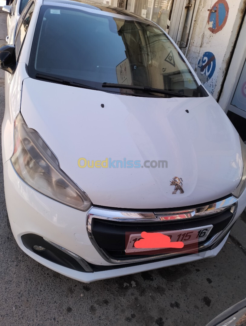 Peugeot 208 2015 208