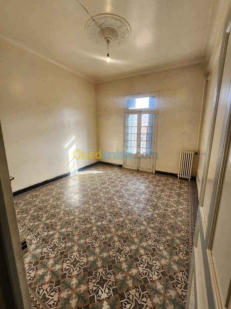 Vente Appartement F3 Tiaret Tiaret