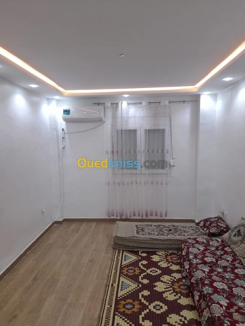 Location vacances Appartement F3 Mostaganem Mostaganem