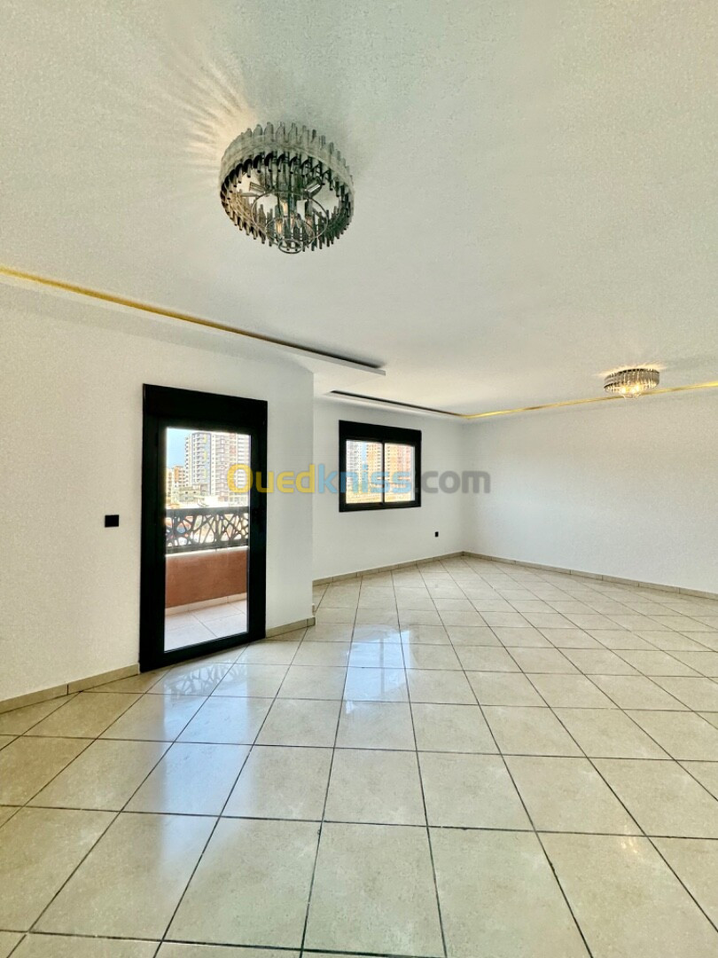 Vente Appartement F6 Oran Bir el djir