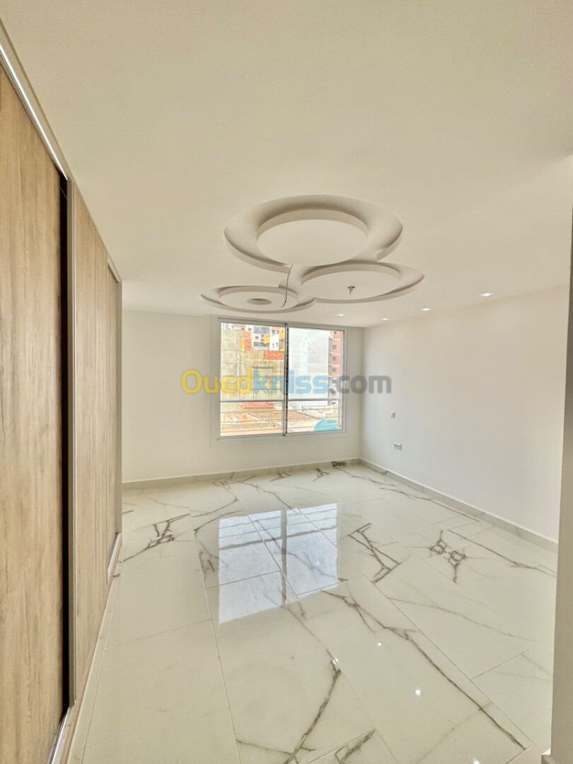 Vente Appartement F5 Oran Bir el djir