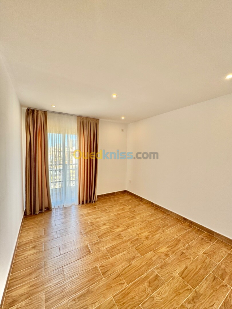 Vente Appartement F5 Oran Bir el djir