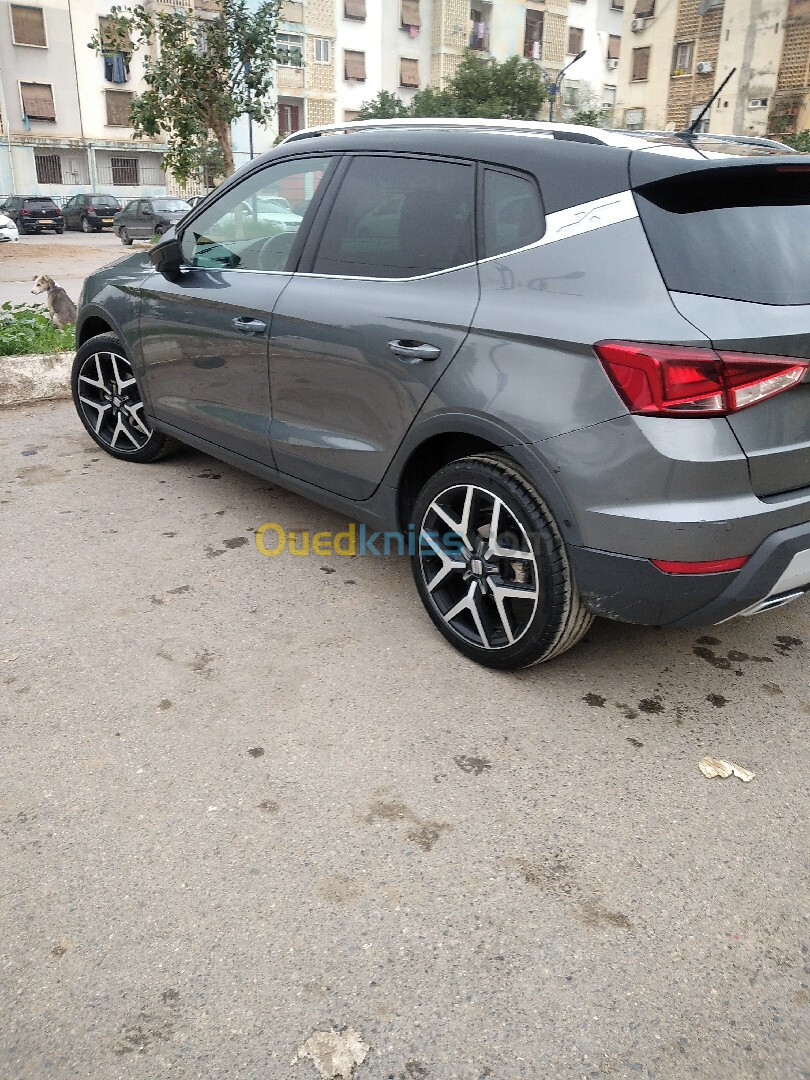 Seat ARONA 2018 FR 17