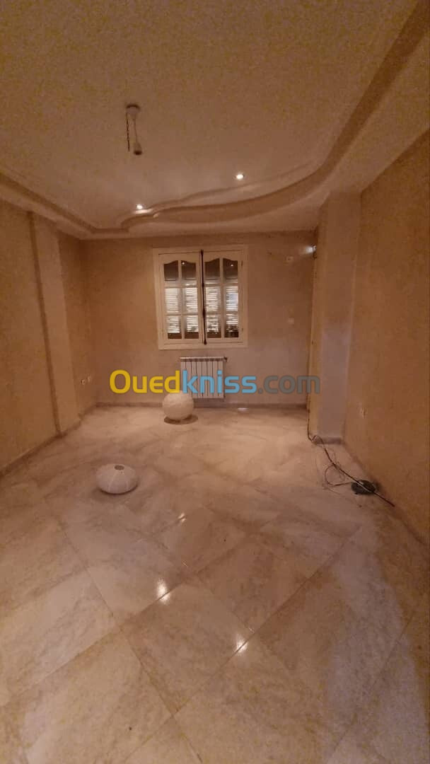 Location Appartement F3 Alger Hydra