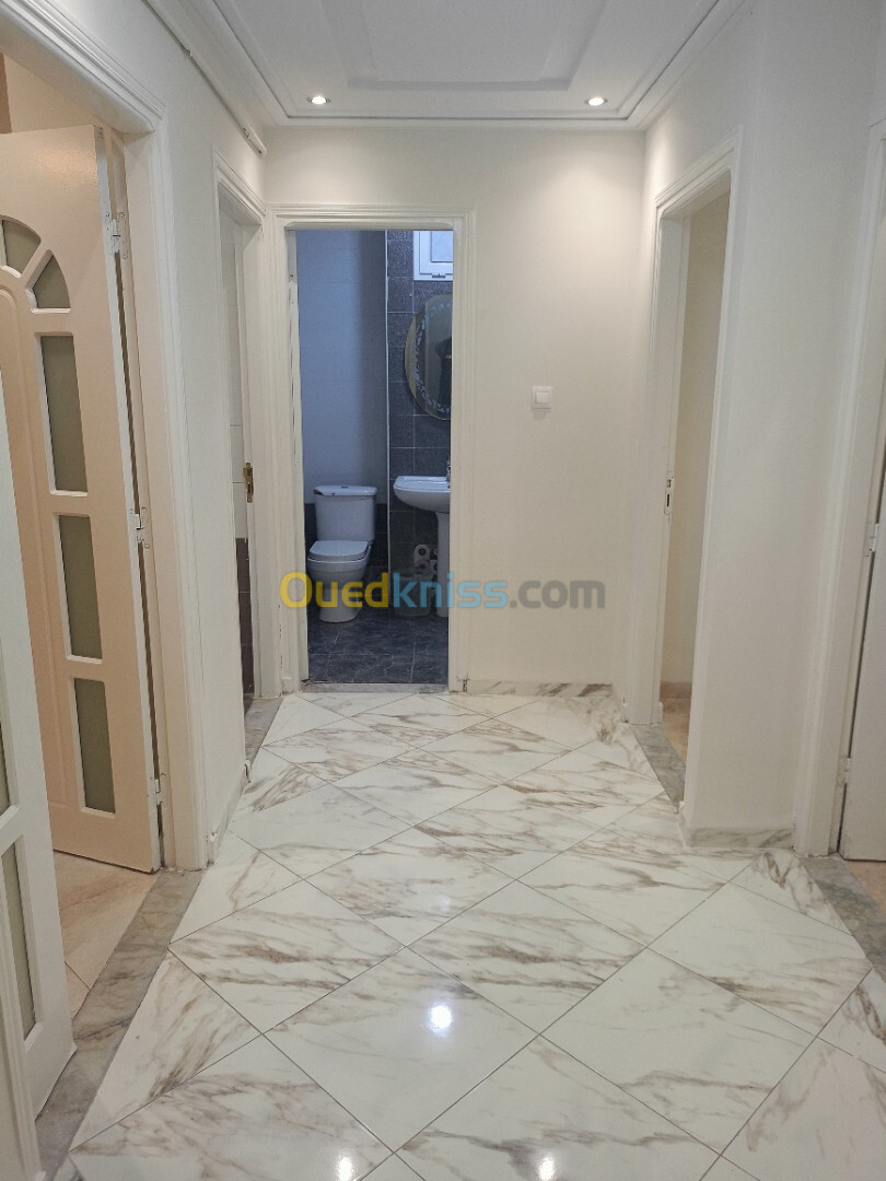 Location Appartement F3 Alger Hydra