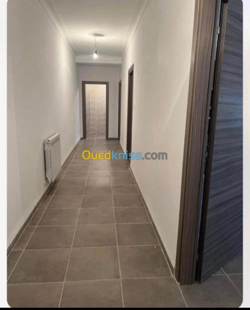 Location Appartement F4 Alger Hydra