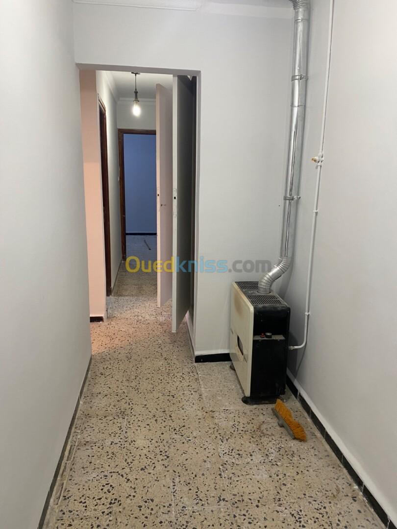 Location Appartement F3 Alger Saoula