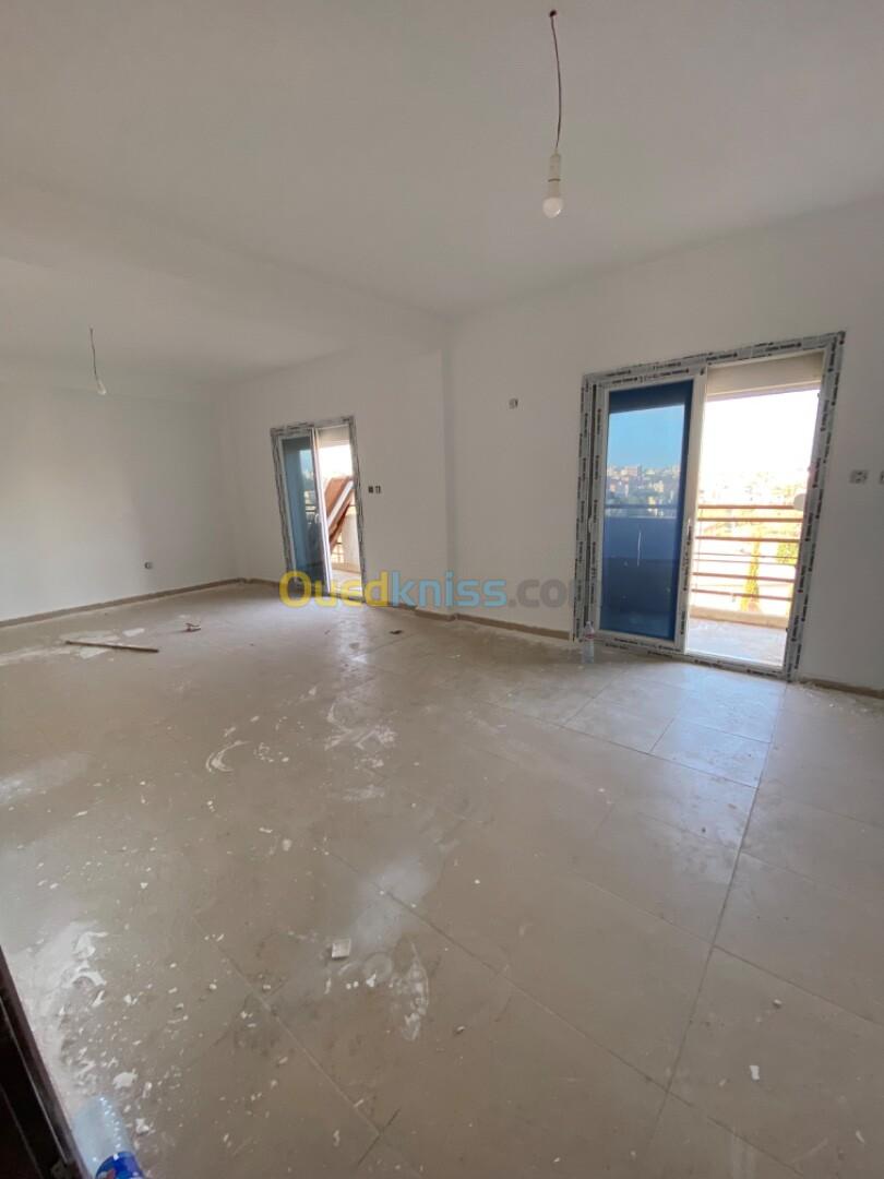 Location Appartement F4 Alger Saoula