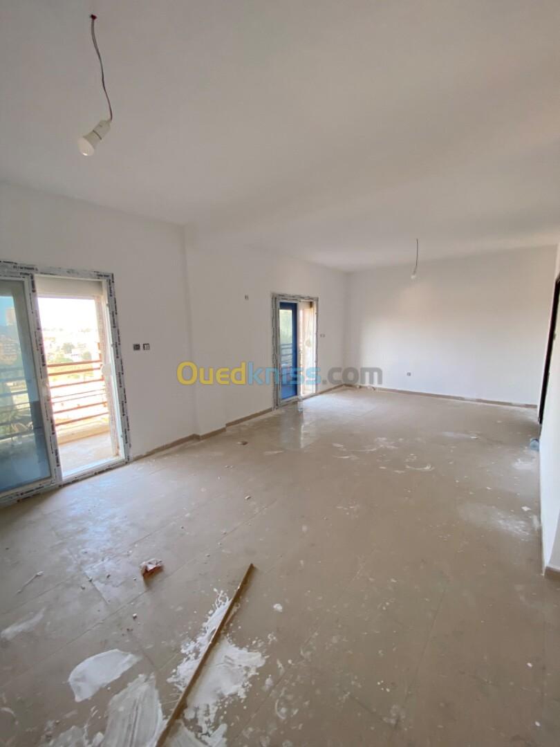 Location Appartement F4 Alger Saoula