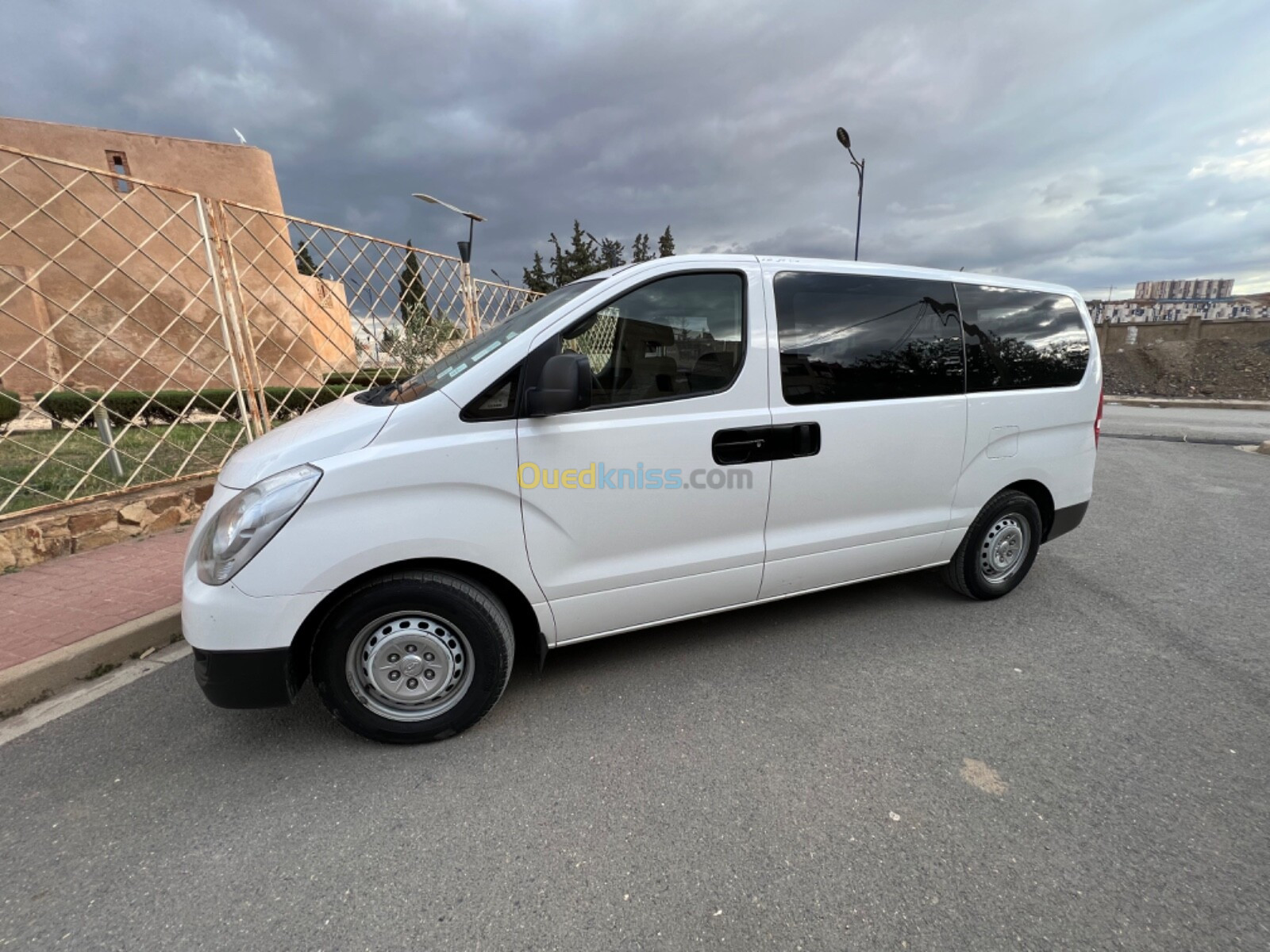 Hyundai H1 2018