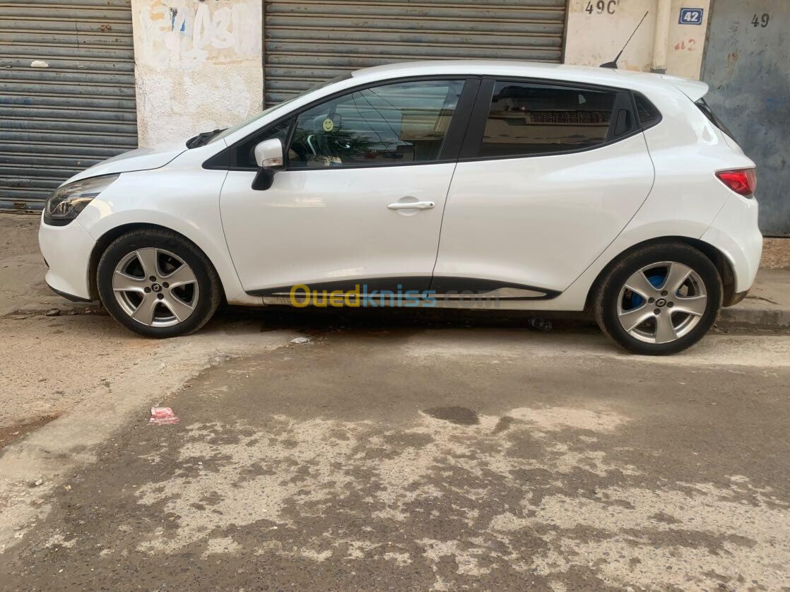 Renault Clio 4 2015 