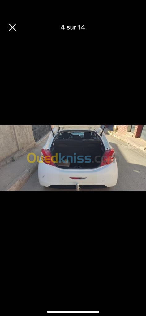 Peugeot 208 2015 Active