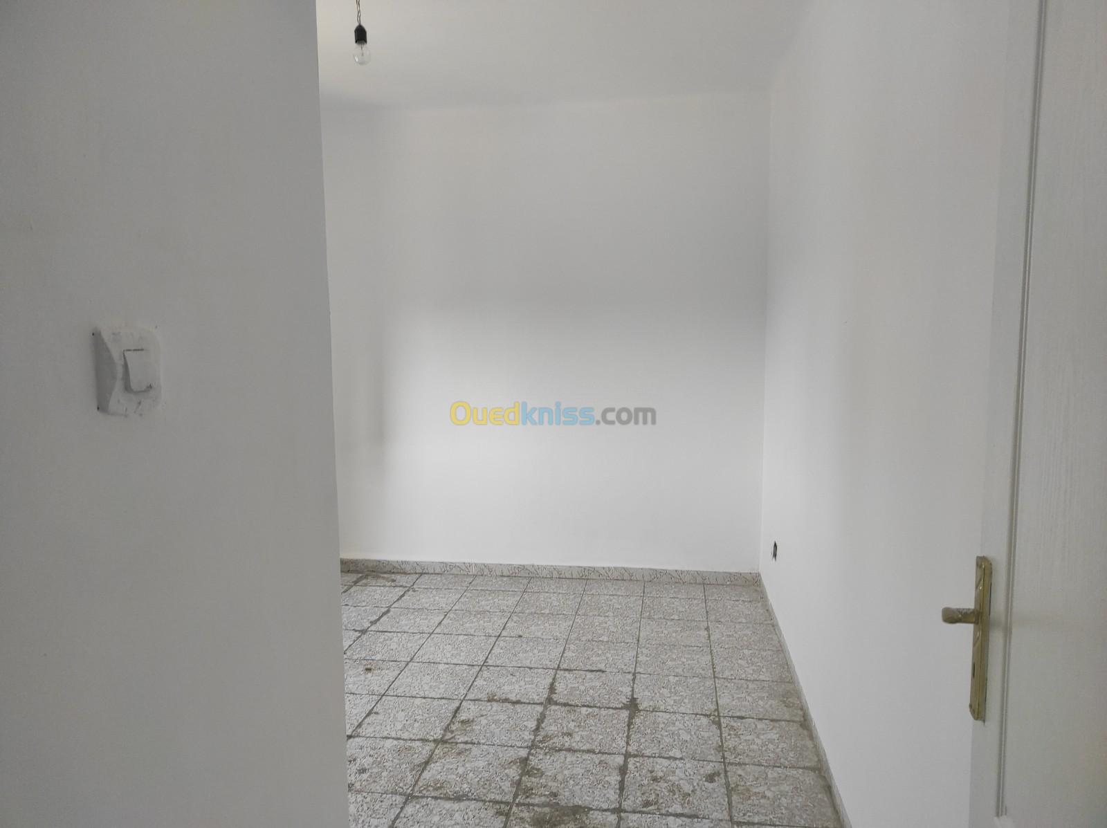 Location Appartement F3 Blida Bouinan