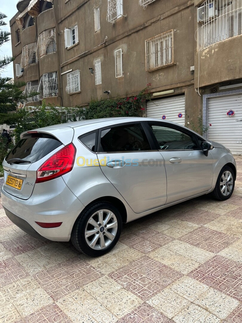 Ford Fiesta 2013 Titanium 