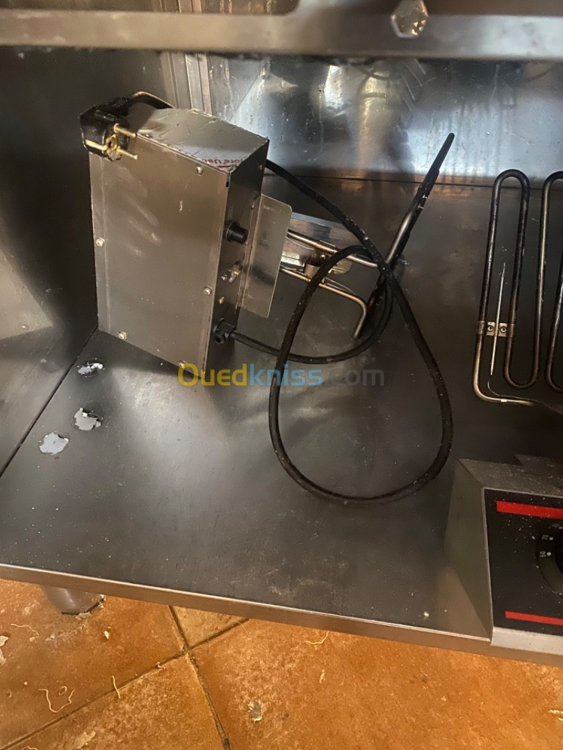 À vendre : Grillades Weber en excellent état !