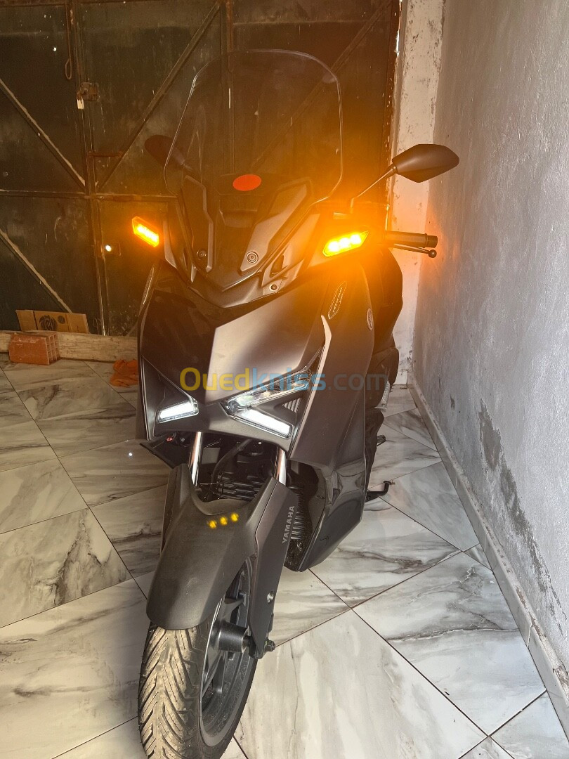 Yamaha Xmax 300 2024