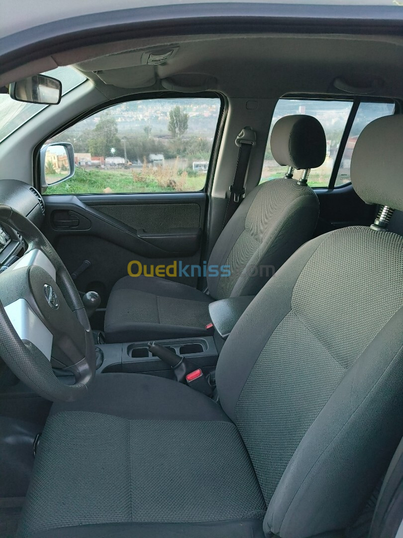 Nissan Navara 2013 Elegance 4x2