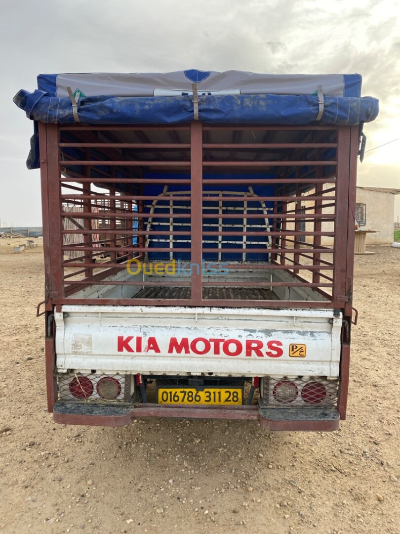 Kia Kia 2700 2011 