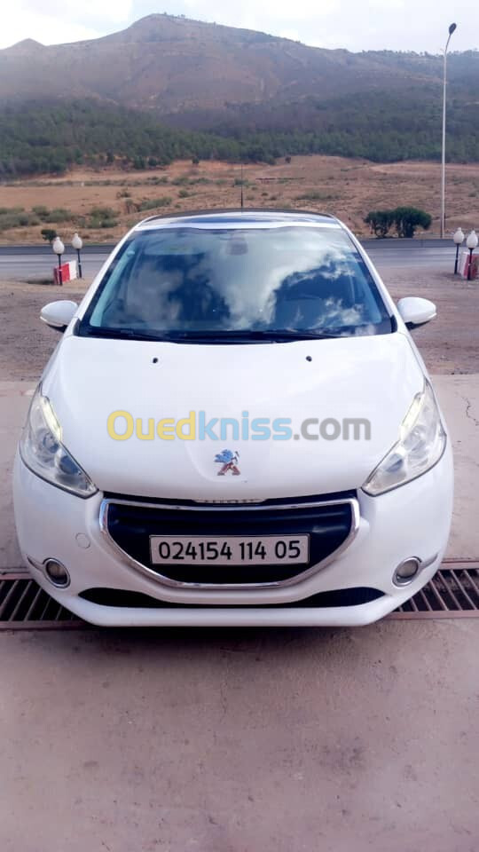 Peugeot 208 2014 Allure